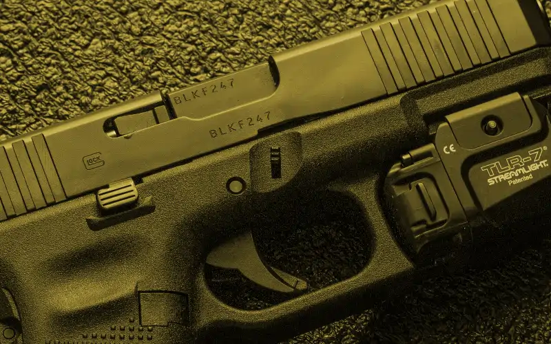 Pistolet Dynamiczny – Flashlight